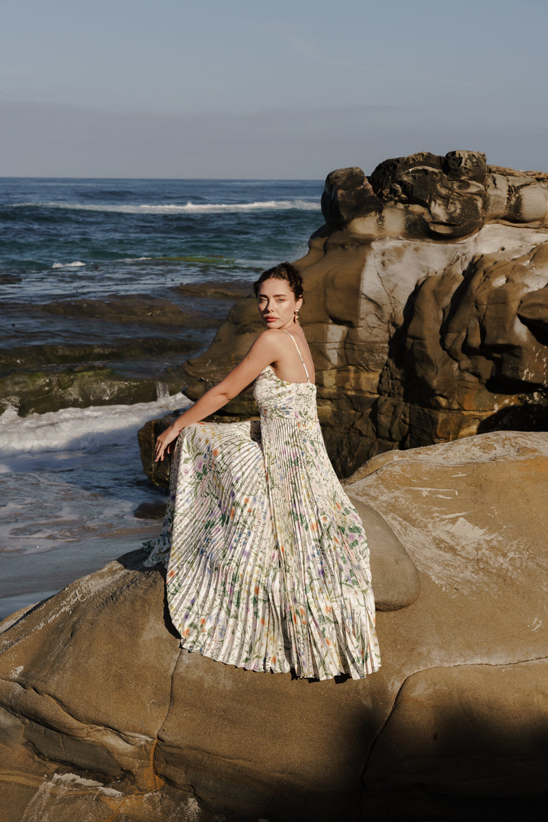 Cambrie Sleeveless Pleated Floral Print Maxi Dress Green