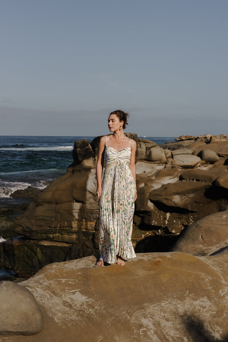 Cambrie Sleeveless Pleated Floral Print Maxi Dress Green
